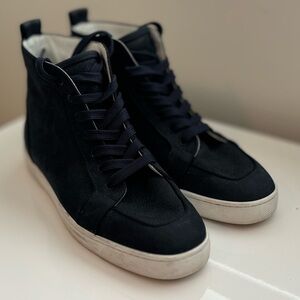 CHRISTIAN LOUBOUTIN
Rantus Orlato Flat Leather Sneakers